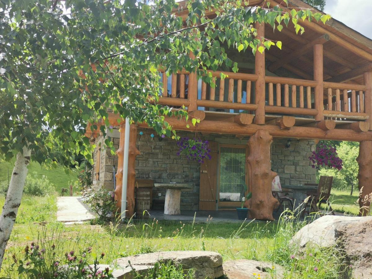 Cabana Casa De Piatra, De La Mara Deseşti Exterior foto