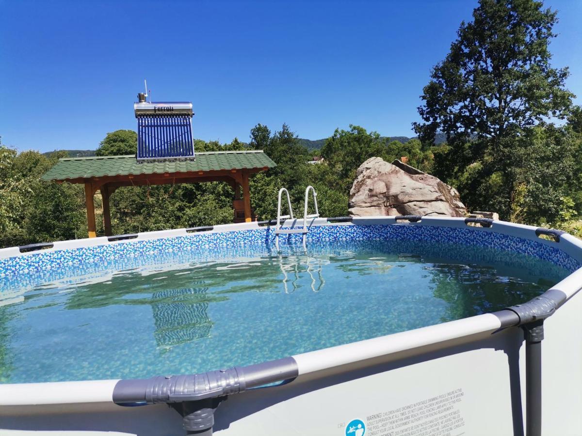 Cabana Casa De Piatra, De La Mara Deseşti Exterior foto