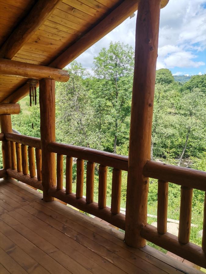 Cabana Casa De Piatra, De La Mara Deseşti Exterior foto
