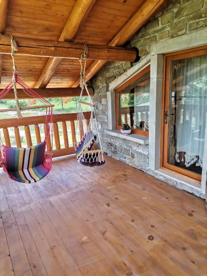 Cabana Casa De Piatra, De La Mara Deseşti Exterior foto